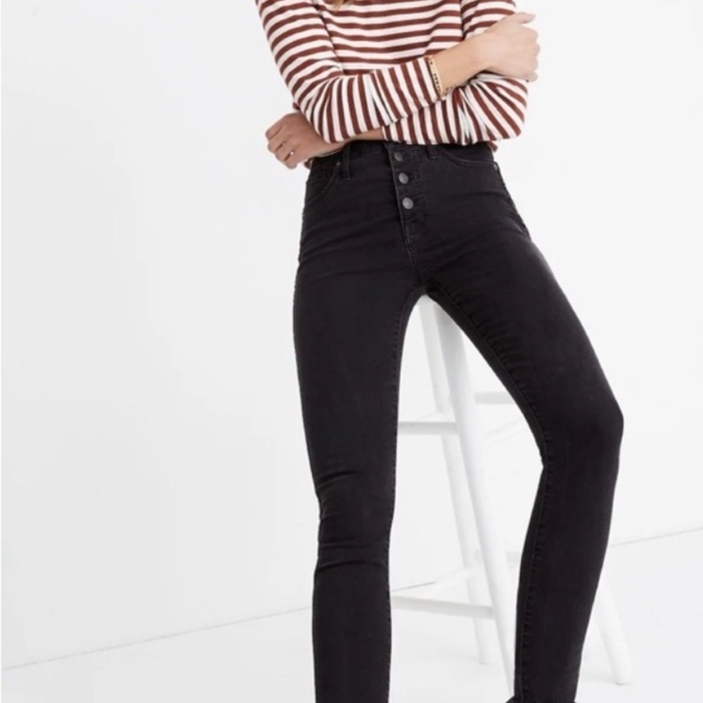 Madewell, High Rise in Beverly  Black Women's jeans, botton-through Edition